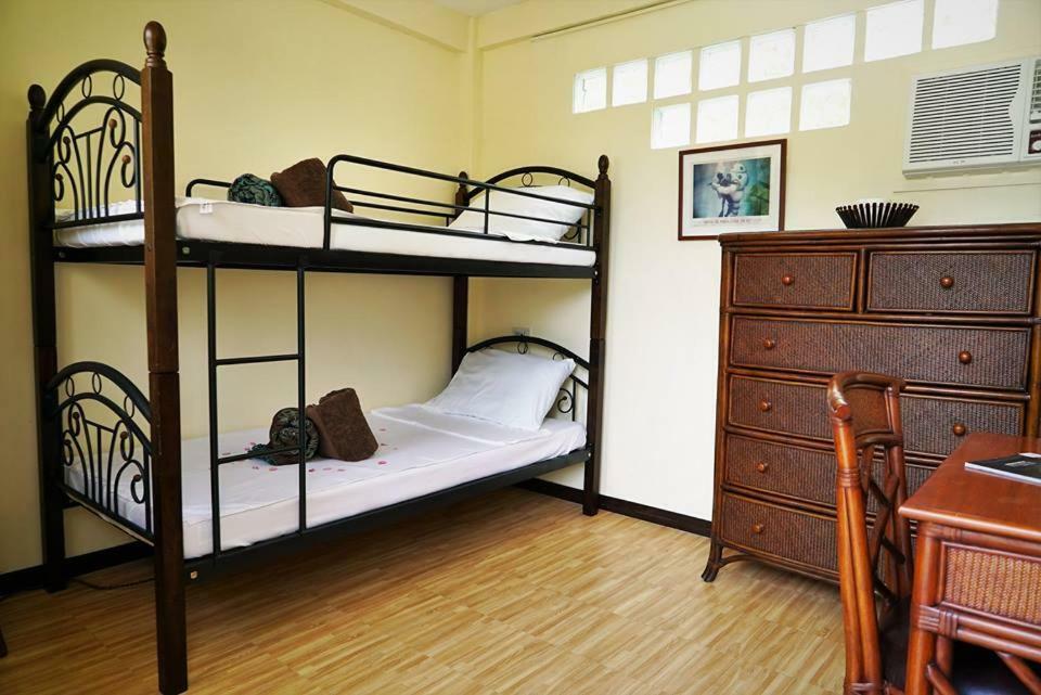 Hideaway Dive Hostel Đảo Mactan Ngoại thất bức ảnh